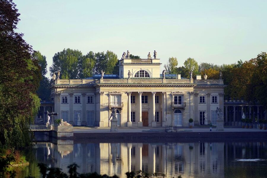 Warsaw Highlights of Old & New Town Private Guided Tour - The Royal Castle experience: what you should expect from the museum stop
