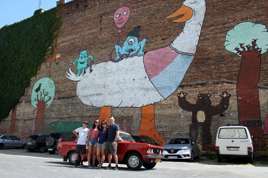 Warsaw: Historic Private Tour in Retro Fiat - The Jewish Ghetto Remains: Learning Without Sanitizing