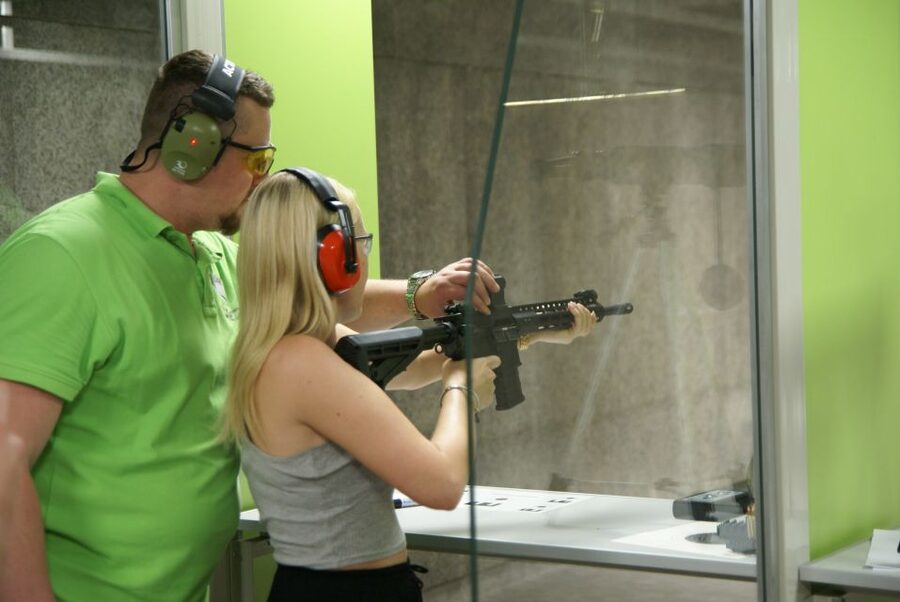 Warsaw: Indoor Shooting Range Experience - The comfort and safety details that make or break the experience