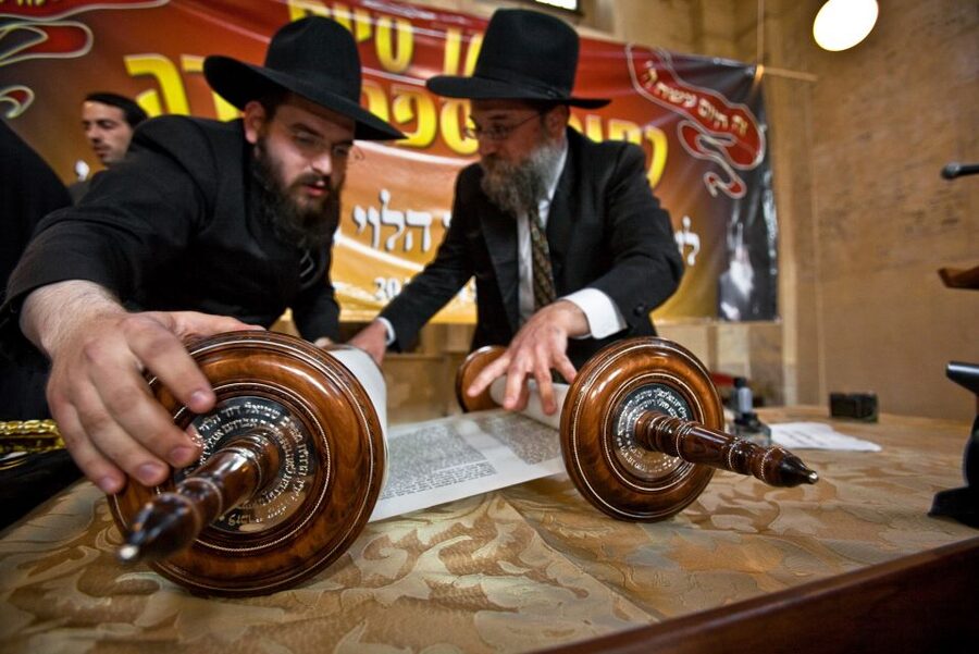 Warsaw: Jewish Heritage 4-Hour Private Tour - Trail of Jewish Monuments and the Pre-War Warsaw Context