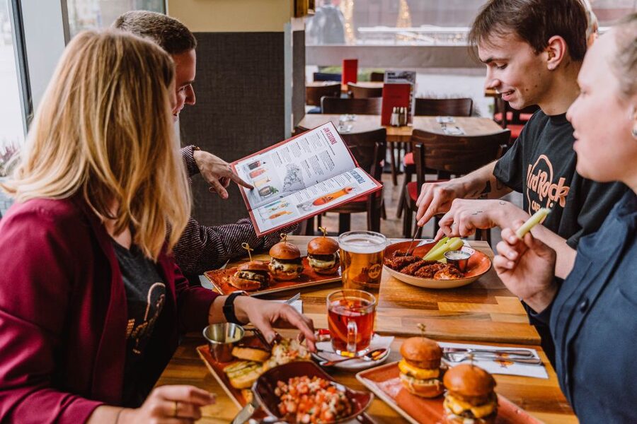 Warsaw: Lunch or dinner at Hard Rock Cafe with Skip-the-Line - Best For Who: Fans, Families, and Time-Savers