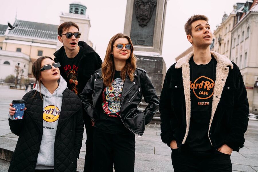 Warsaw: Lunch or dinner at Hard Rock Cafe with Skip-the-Line - Should You Book This Hard Rock Cafe Skip-the-Line Meal?