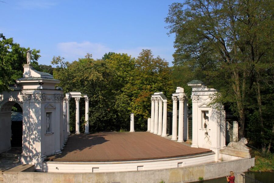 Warsaw Must-Sees: 4-Hour Private Tour by Retro Fiat - Vodka Shot and Polish Sweet: Small Comforts That Work