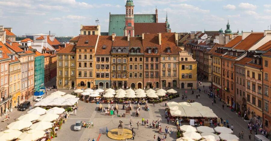Warsaw: Old Town Guided Walking Tour - Narrowest House façade, St. John’s Cathedral, and the Jesuit Church: architecture with personality