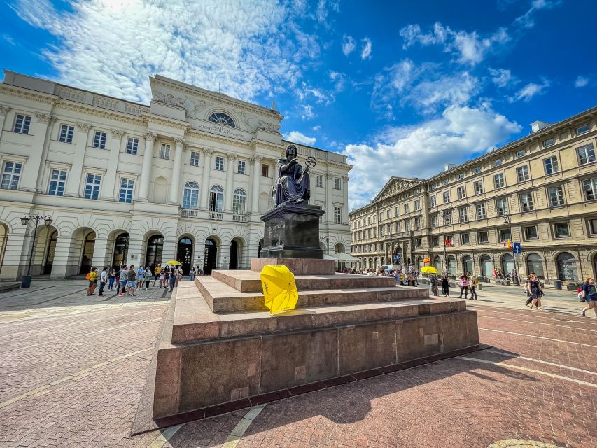 Warsaw: Old Town Highlights Walking Tour in English - Where the tour starts: Copernicus on Krakowskie Przedmieście