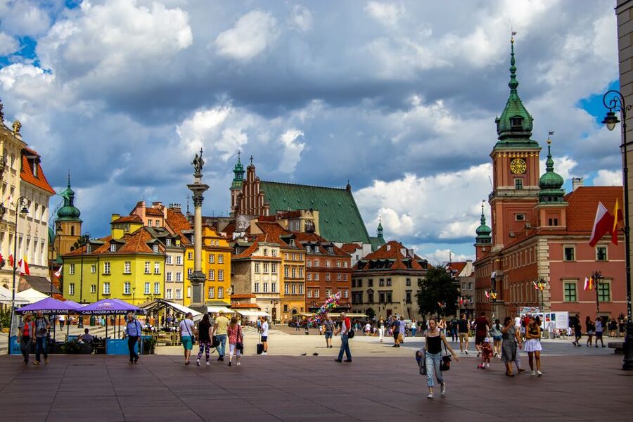 Warsaw: Old Town Highlights Walking Tour in English - Chopin’s heart burial place: a stop that hits emotionally