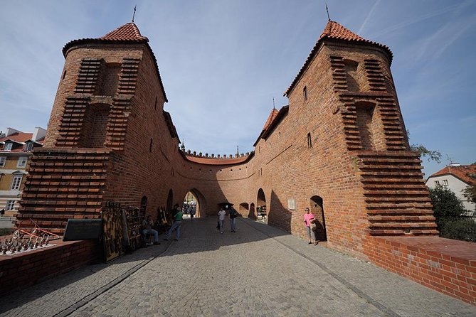 Warsaw Old Town with Royal Castle + Royal Route: PRIVATE TOUR /inc. Pick-up/ - Should you book this private Royal Castle + Old Town tour?