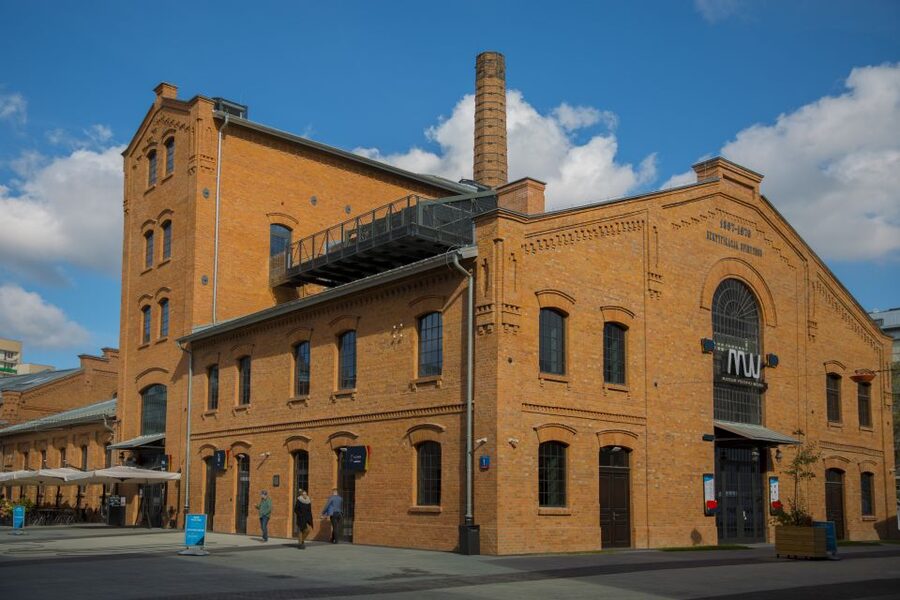 Warsaw: Polish Vodka Museum Tour with Tasting - Why This Warsaw Vodka Museum Tour Works
