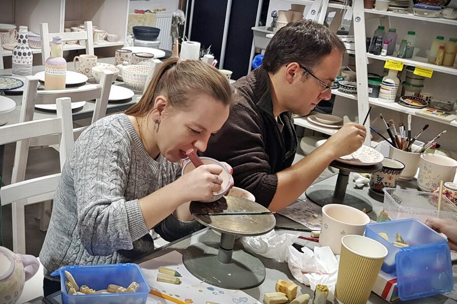 Warsaw: Pottery Decorating Ceramic Workshop - Practical tips to get better results fast