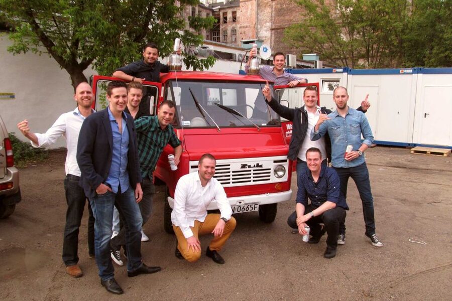 Warsaw: Private 3-Hour Tour by Communist Van - A tailored 3-hour plan across Warsaw’s most meaningful districts