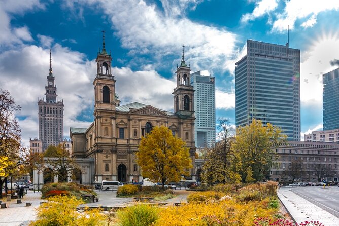 Warsaw Private Walking Tour - The Warsaw Uprising and the city’s public memorial streets