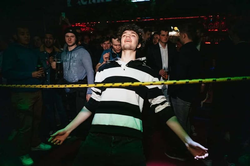 Warsaw: Pub Crawl with Optional 1-Hour Open Bar - Your drink options: welcome drink vs the 1-hour open bar upgrade