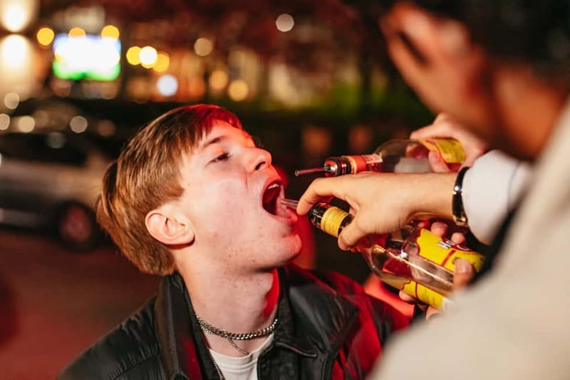 Warsaw: Pub Crawl with Optional 1-Hour Open Bar - The crawl rhythm: welcome drink, games, and three more bar stops