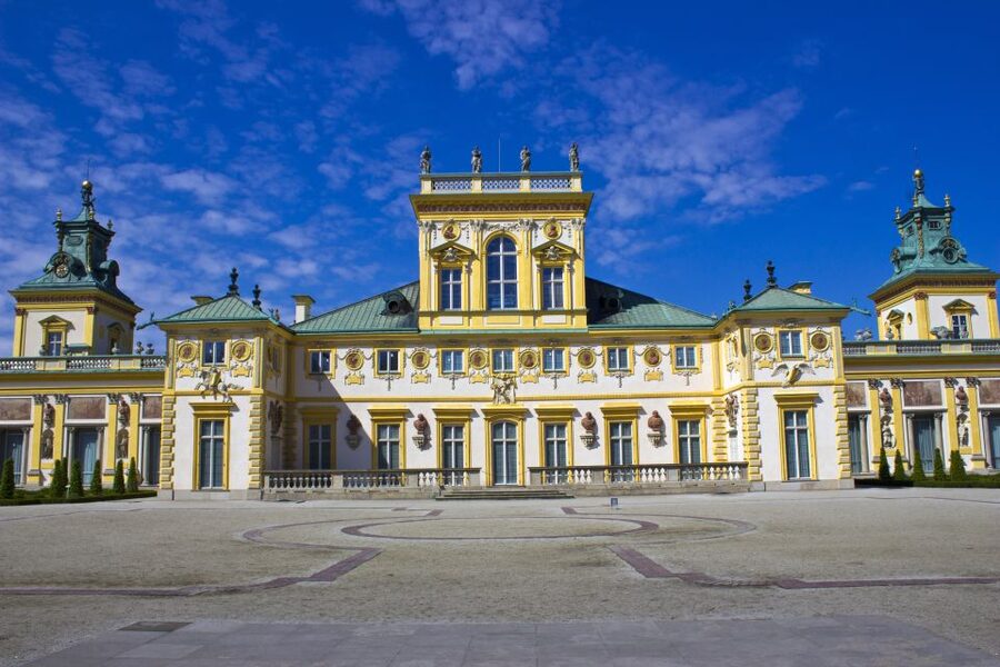 Warsaw: Skip-the-Line Wilanow Palace & Gardens Private Tour - The Gardens: French-Style Order and the Rose Rosarium