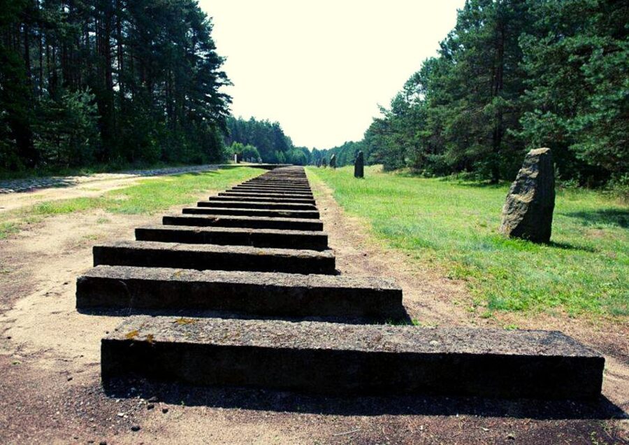 Warsaw: Small-Group Tour to Treblinka Extermination Camp - Walking the ruins: seeing the penal labor camp site after the facts