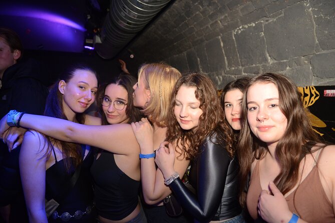Warsaw: The Original Pub Crawl with Optional Open Bar - VIP Finale: What a Strong Last Stop Changes