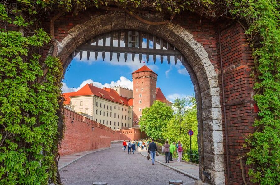 Warsaw to Auschwitz and Krakow Old Town Full-Day Trip by Car - Group size, headsets, and pacing: how the tour stays manageable