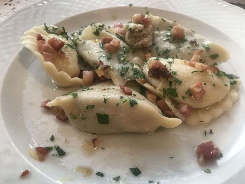 Warsaw: Traditional Food Tour with Old Town Sightseeing - Price and value: is $168 for a 2.5-hour tour worth it?