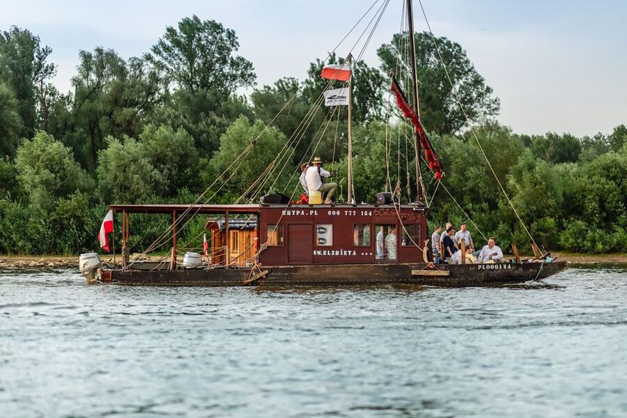 Warsaw: Traditional Galar Cruise on The Vistula River - Who this cruise is for (and who might want a different plan)