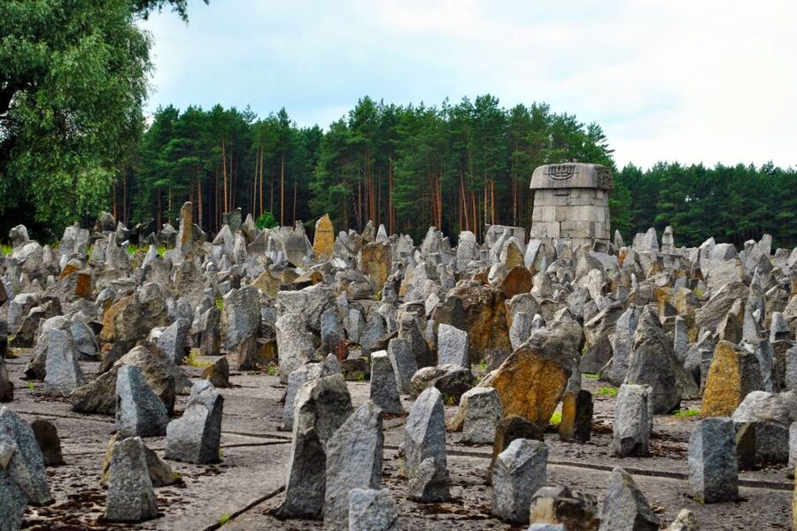 Warsaw: Treblinka Heartbreaking Concentration Camp Tour - The guide experience: English narration done live