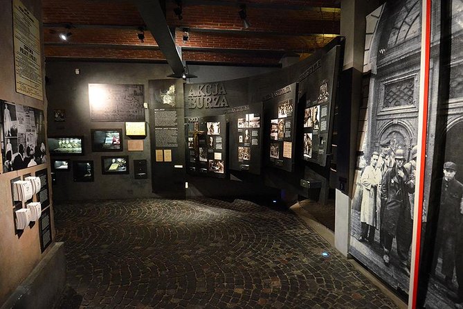 Warsaw Uprising Museum (1944) + POLIN Museum: PRIVATE TOUR /inc. Pick-up/ - POLIN Museum: How Jewish Life Shaped Poland Over Time