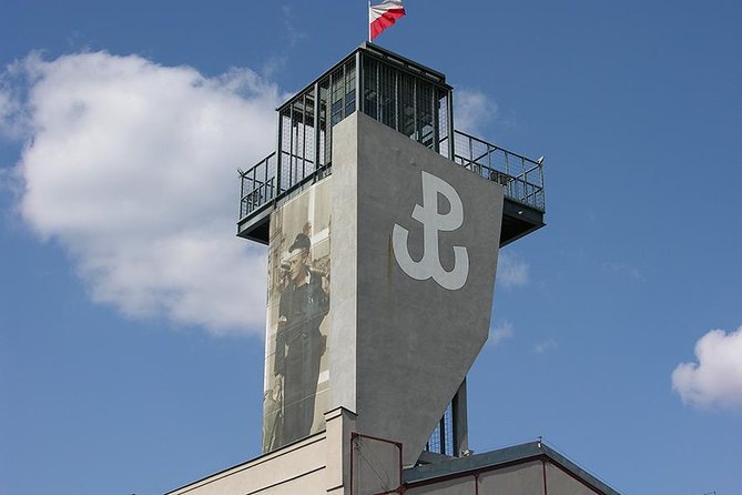 Warsaw Uprising Museum (1944) + POLIN Museum : SMALL GROUP /inc. Pick-up/ - Warsaw Rising Museum (1944): a time machine with sound, images, and scale