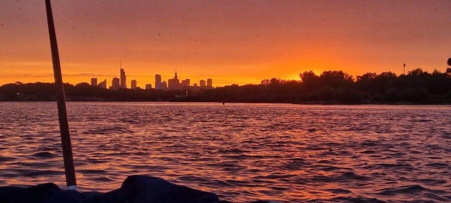 Warsaw: Vistula River Sunset Cruise with Welcome Drink - Key Things You’ll Notice on This Vistula Sunset Cruise