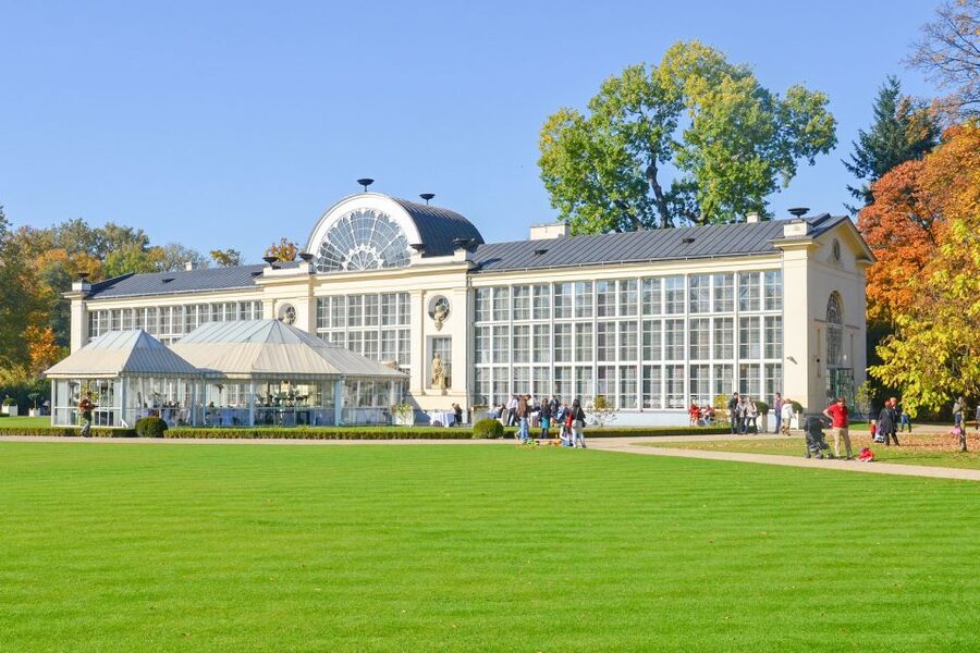 Warsaw: Warsaw Historical Group Tour with Pickup & Drop-Off - Łazienki Park: the king’s summer escape in plain sight