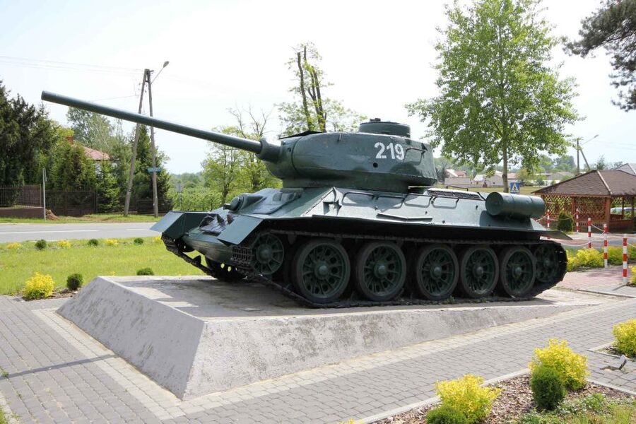 Warsaw: WWII Private Tour by Retro Minibus with Hotel Pickup - Price and Value: Is $165 for 3 Hours Worth It?