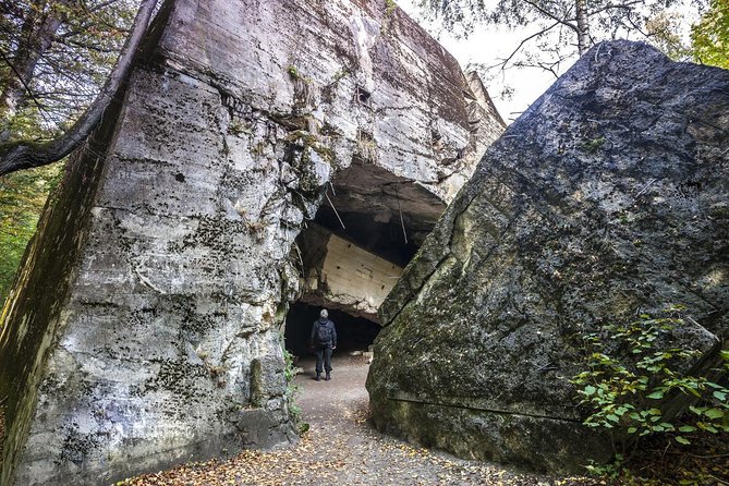 Wolfs Lair and Swieta Lipka Small Group Tour from Warsaw with Lunch - Key things that shape this tour